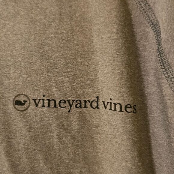 VINEYARD VINES Performance Gray Swordfish Flag Hoodie - Size Medium - Picture 5 of 6